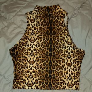 Leopard Print Sleeveless Top